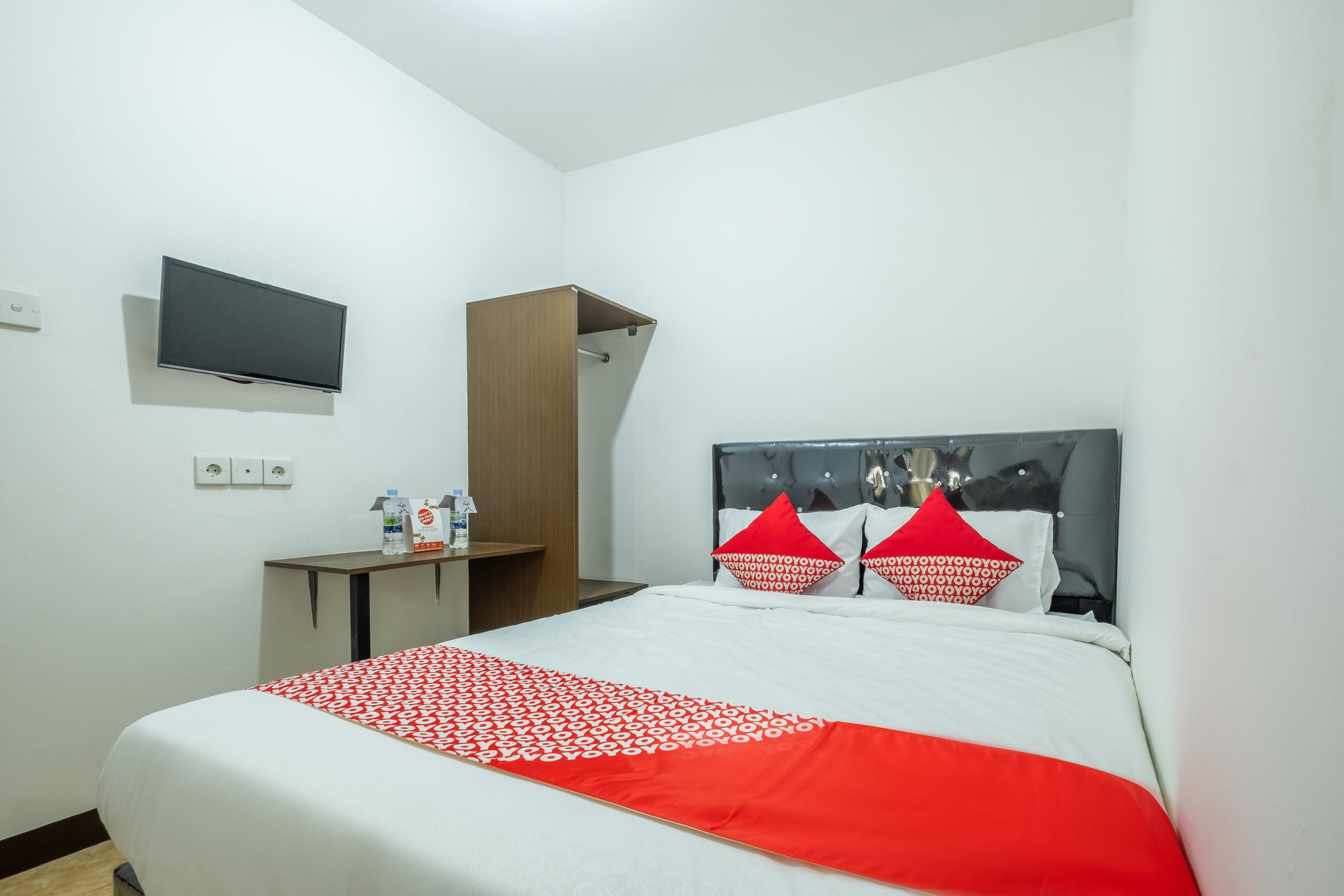 Oyo 1460 Anyelir Residence Чиребон Екстер'єр фото